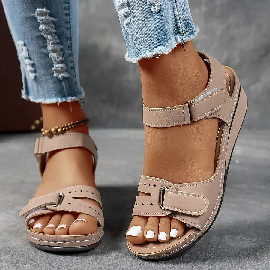 Cynthia | Sleek Orthopedic Sandals
