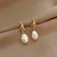 NADIA | KNOTTED PEARL EARRINGS