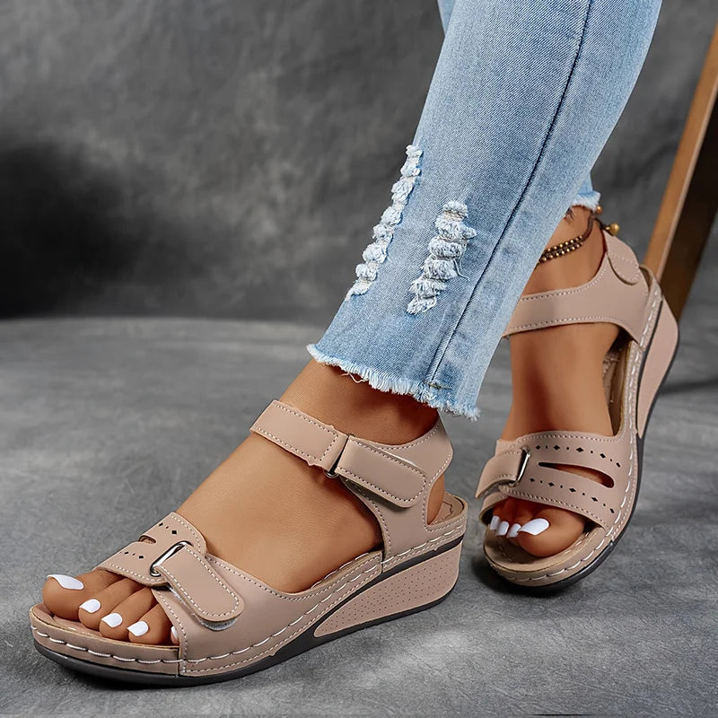 Cynthia | Sleek Orthopedic Sandals